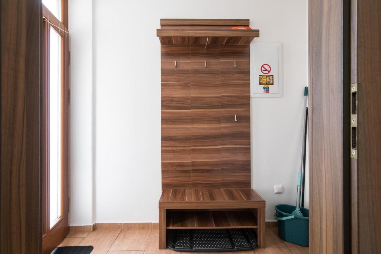 Apartmany Butterfly Besenova Ngoại thất bức ảnh