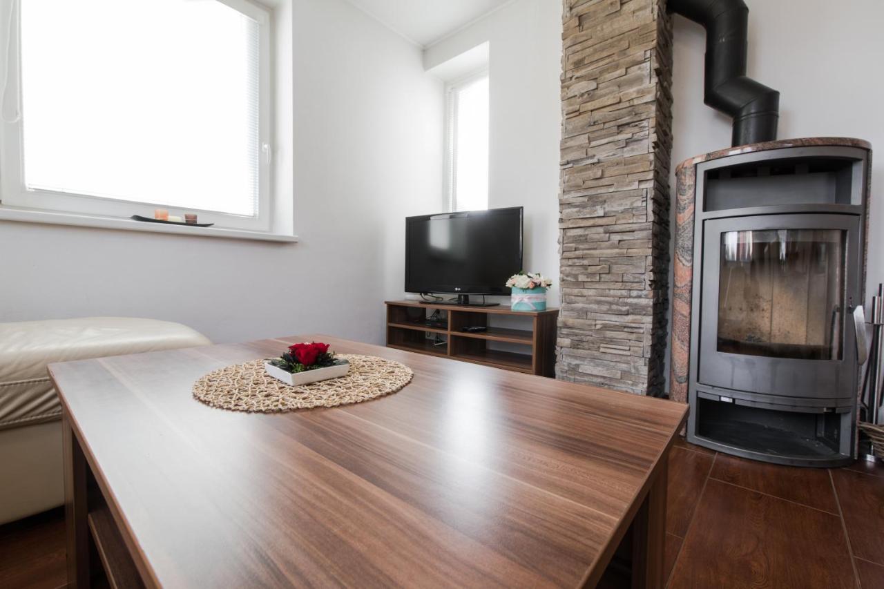 Apartmany Butterfly Besenova Ngoại thất bức ảnh