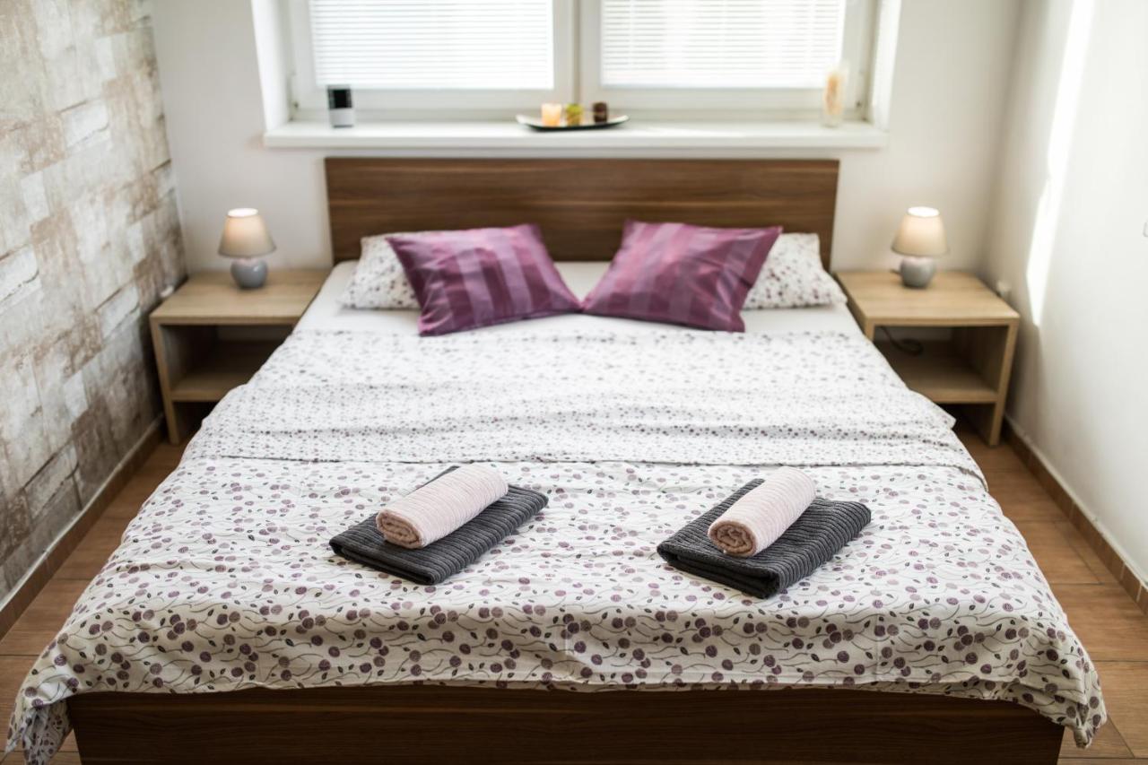 Apartmany Butterfly Besenova Ngoại thất bức ảnh