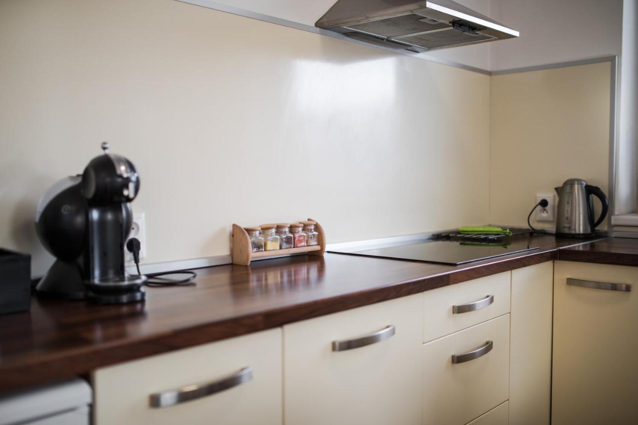 Apartmany Butterfly Besenova Ngoại thất bức ảnh