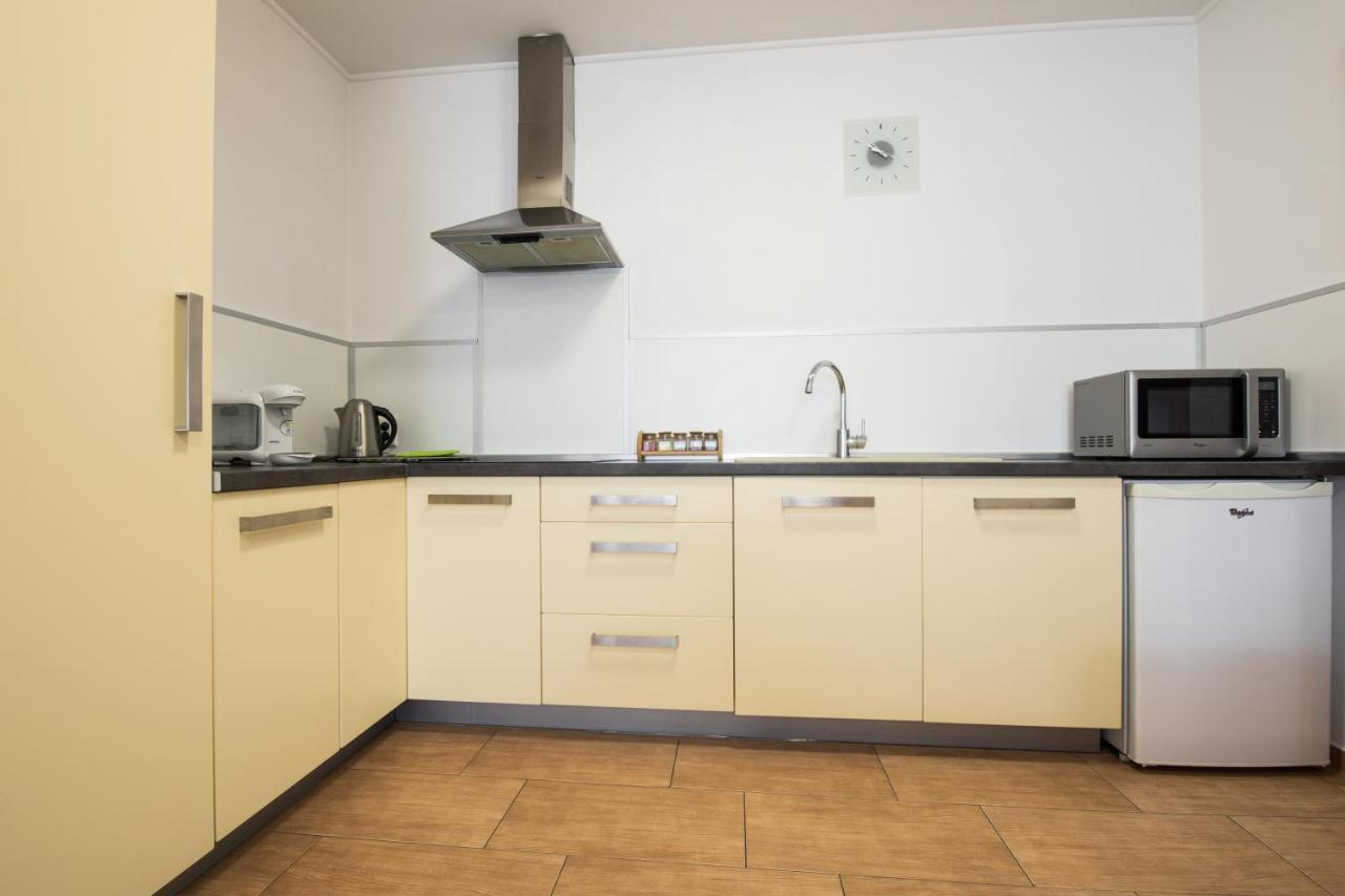 Apartmany Butterfly Besenova Ngoại thất bức ảnh