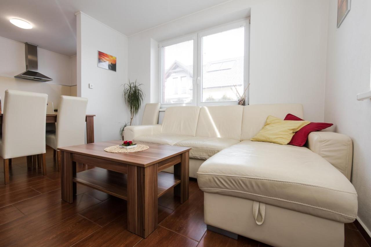Apartmany Butterfly Besenova Ngoại thất bức ảnh